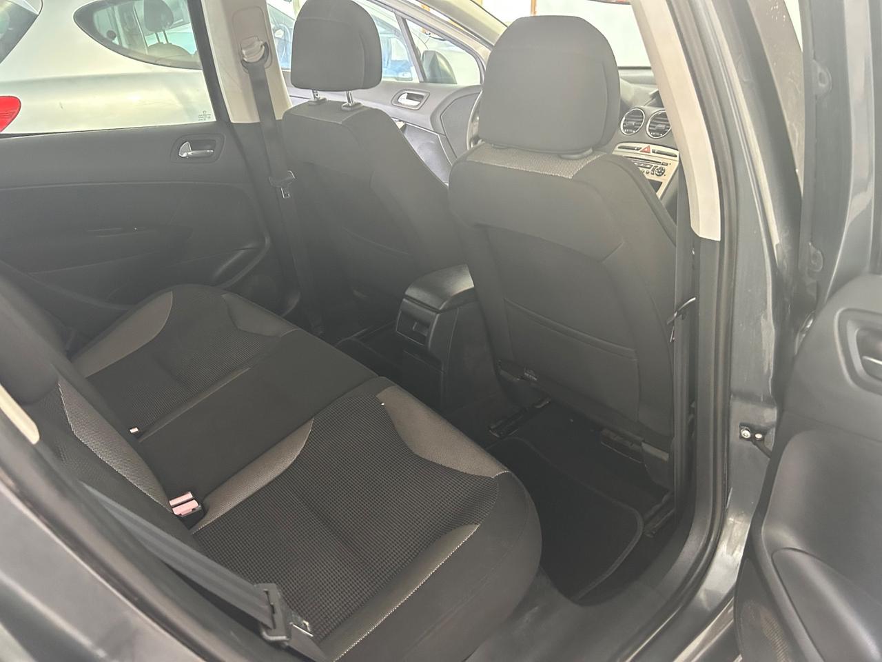 Peugeot 308 2.0 HDi 5p. Féline