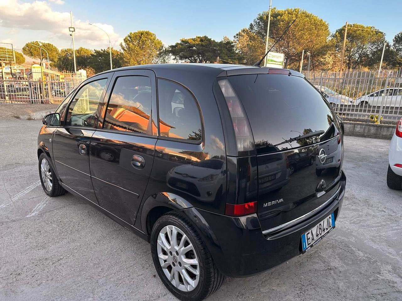 Opel Meriva 1.4 16V GPL-TECH Enjoy