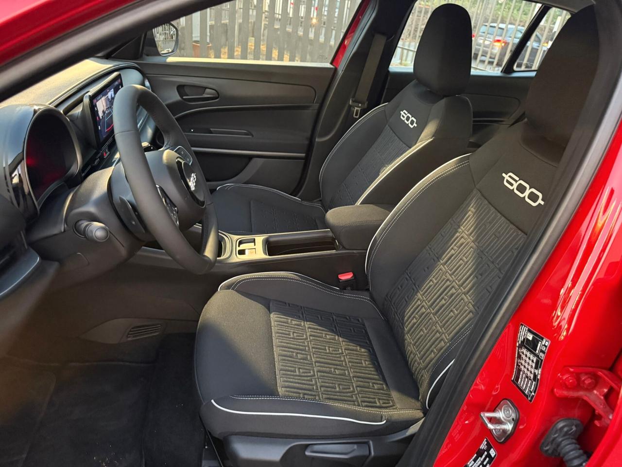 Fiat 600 Hybrid 110 CV DCT MHEV La Prima