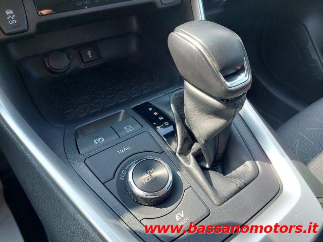TOYOTA RAV 4 MY23 RAV4 2.5 HV (222CV) E-CVT AWD-i Business