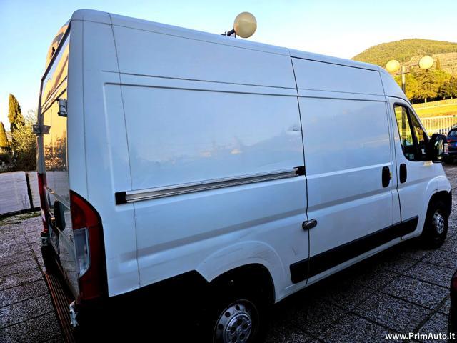 PEUGEOT Boxer 330 2.2 BlueHDi 140 S&S L3H2 Furgone