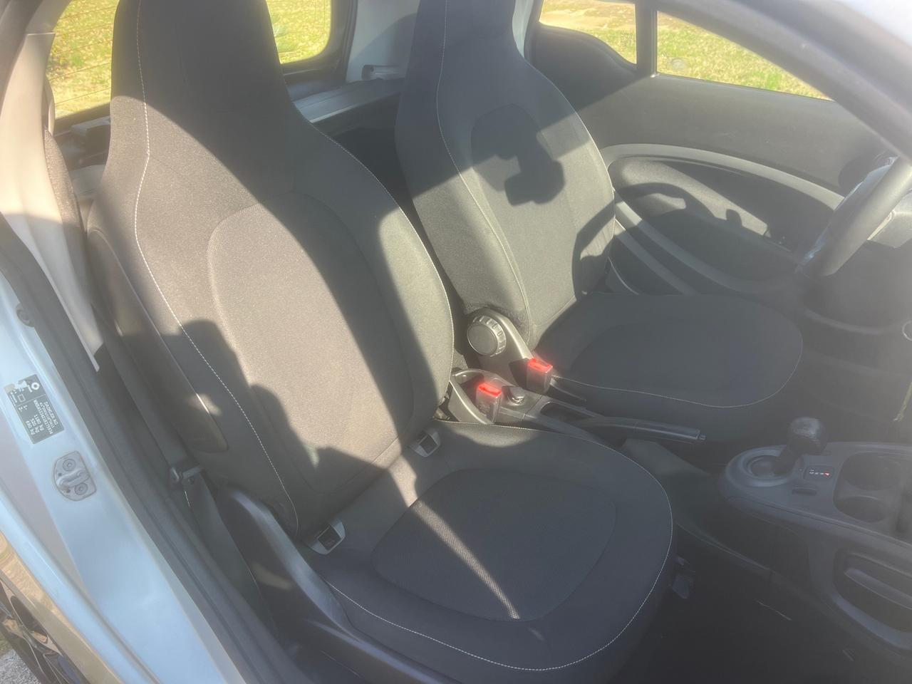 Smart ForTwo 1.0 52KW twinamic Passion-2017