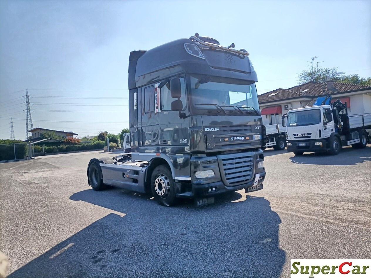 DAF XF 105 510 trattore stradale