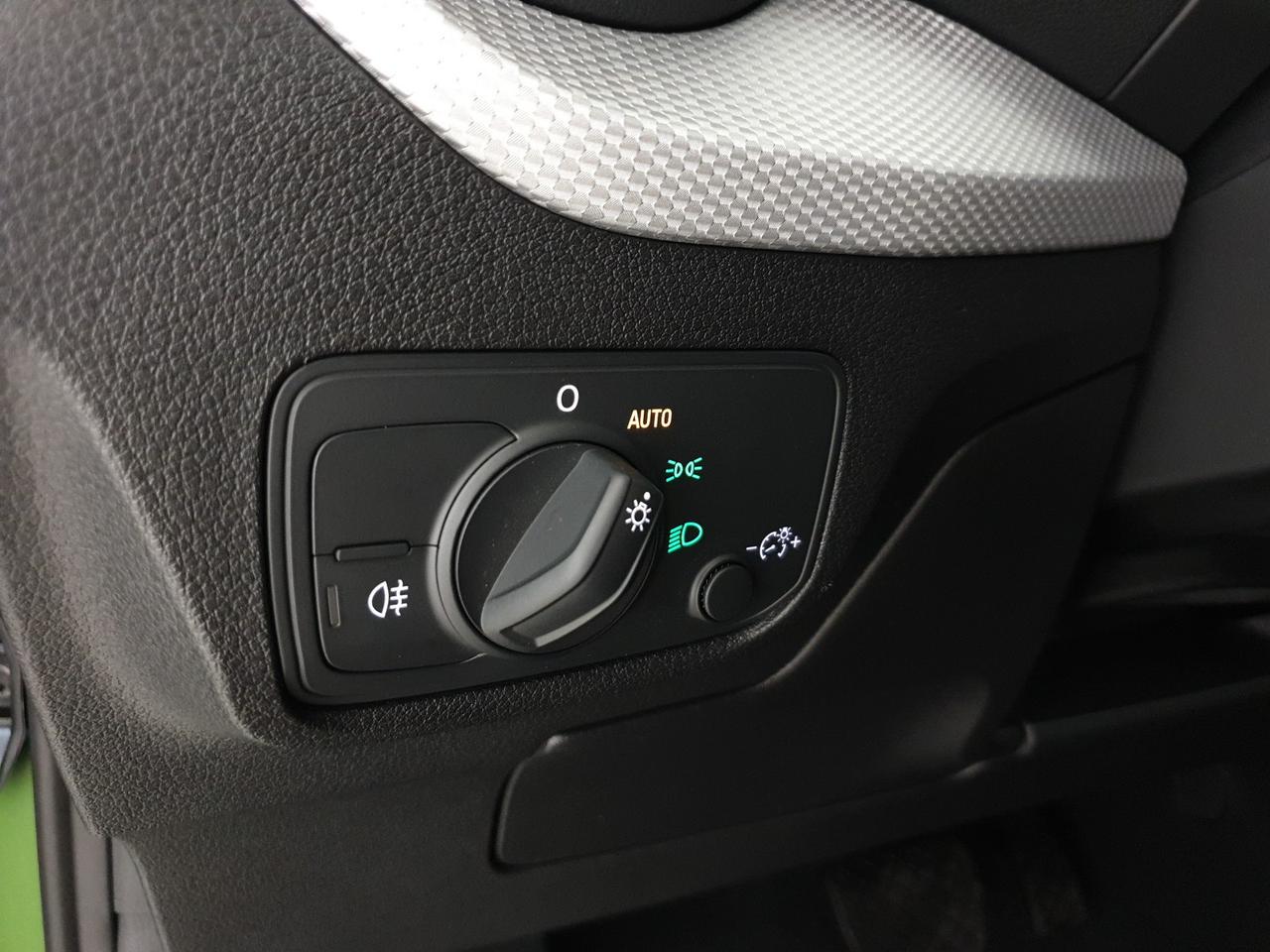 30TDI 116CV S tronic Business Advanced