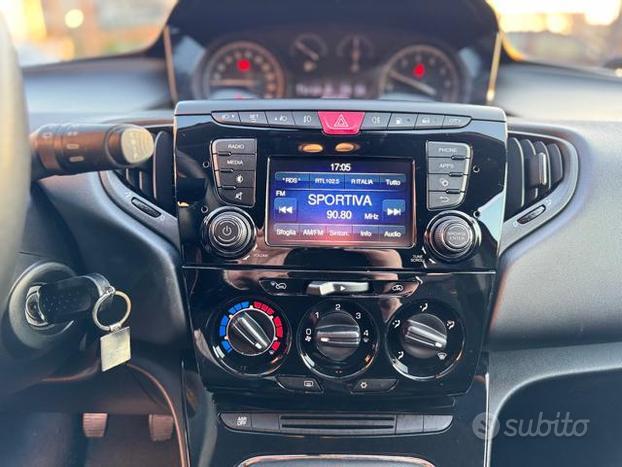 LANCIA Ypsilon 1.2 69 CV 5 porte GPL Ecochic Gol