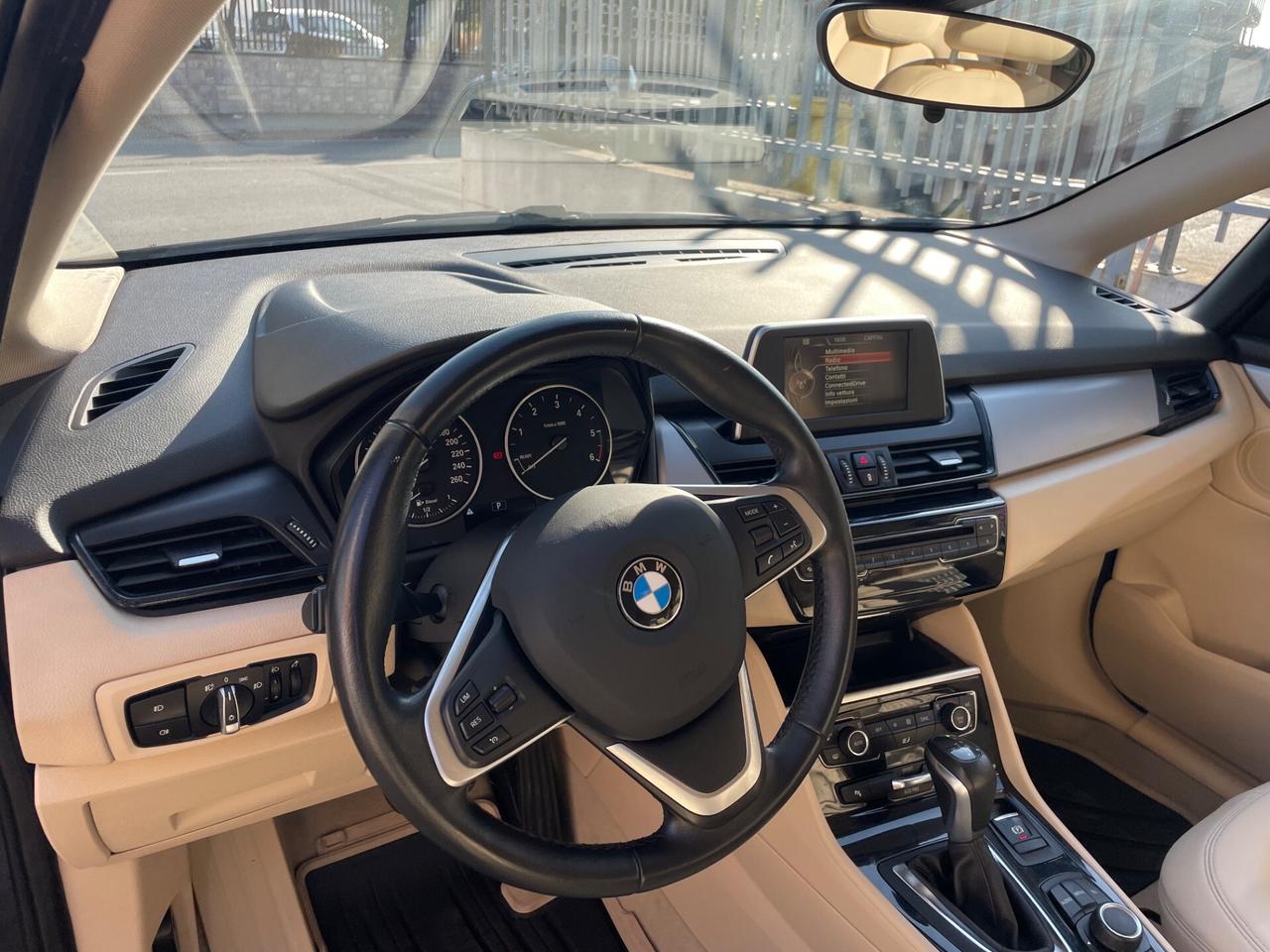 Bmw 2er Active Tourer 218d Luxury