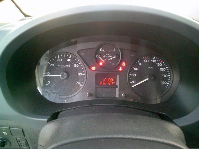 PEUGEOT Partner Tepee 1.6 HDi 90CV AUTOCARRO 5 POSTI