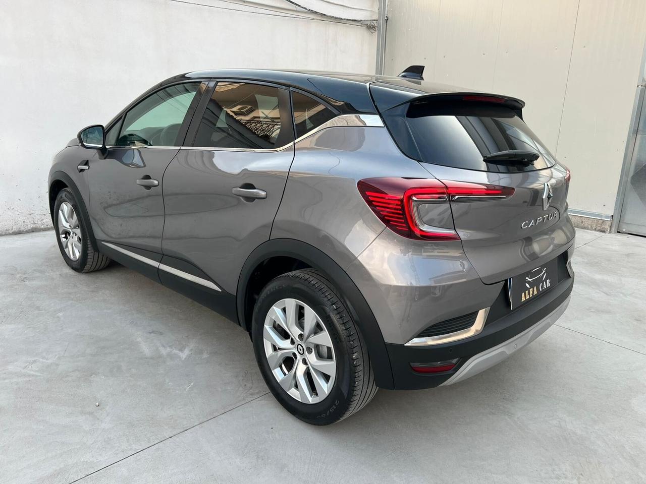 RENAULT CAPTUR 1.0 TCe 100cv GPL 2022!!! INTENS!!