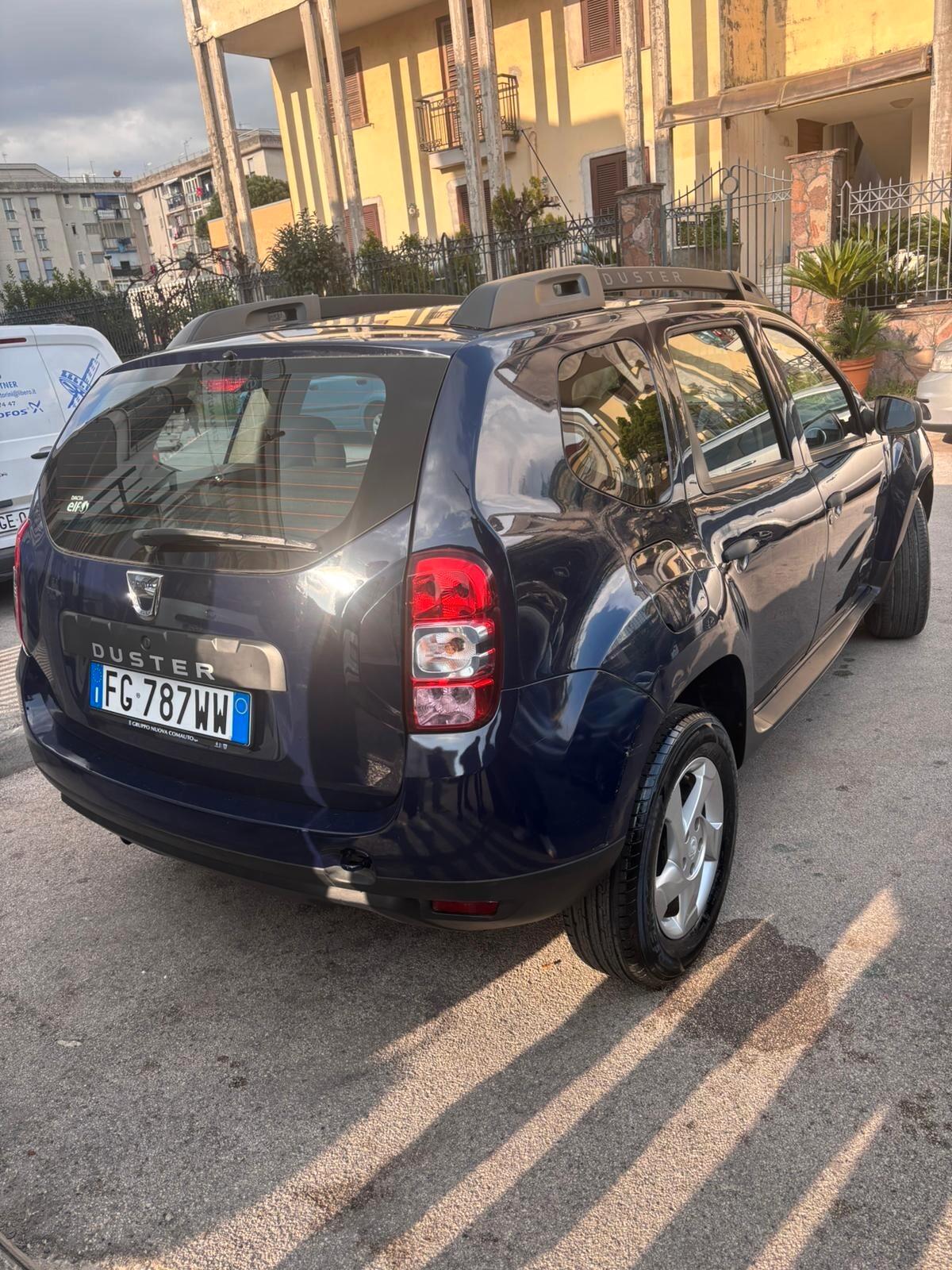 Dacia Duster 1.6 115 SES 4X2 GPL SERIE BLACK SHADOW