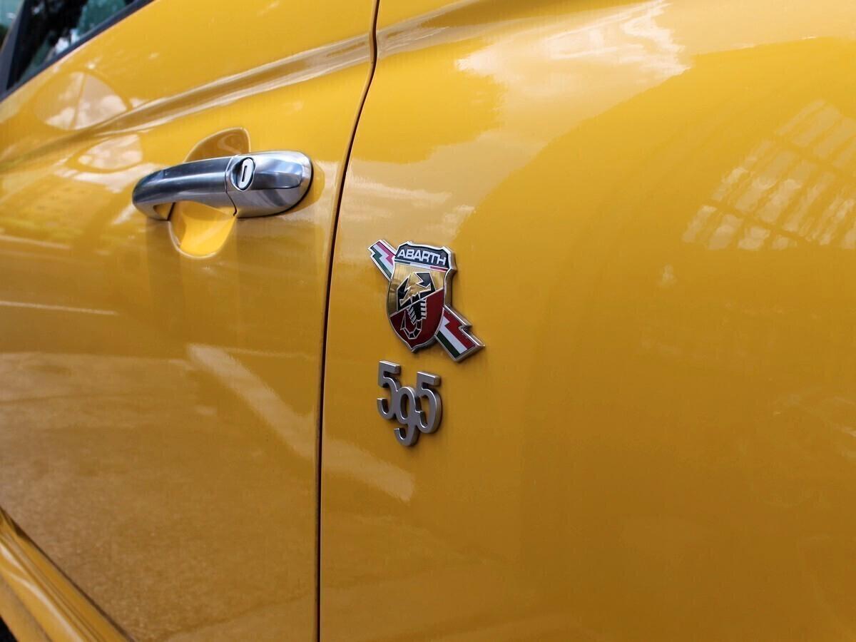 Abarth 595 1.4 Turbo T-Jet 160 CV Pista
