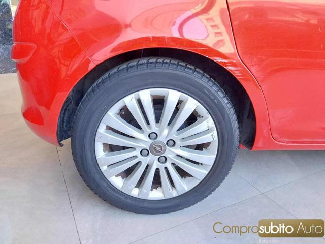 OPEL Corsa 1.2 5 porte Cosmo