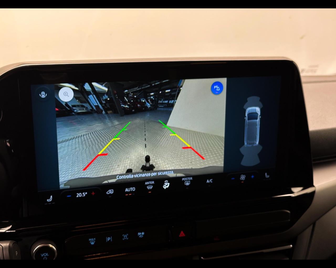 FORD Transit Nugget 320 2.0 Ecoblue 170cv aut. PC