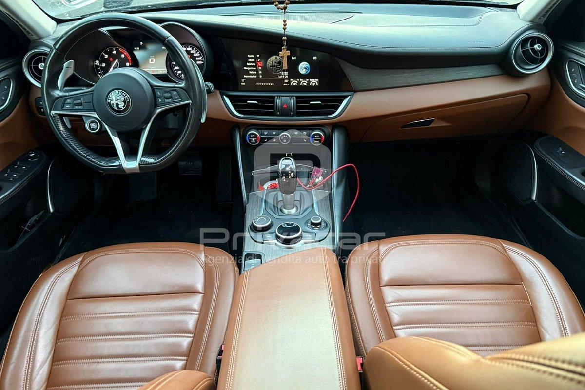 ALFA ROMEO Giulia 2.2 Turbodiesel 180 CV AT8 Super
