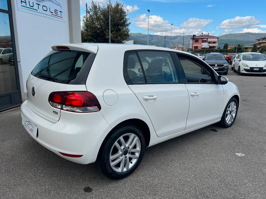 Volkswagen Golf 1.6 tdi Highline 5p