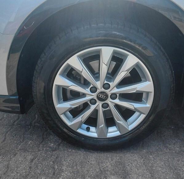 Audi Q3 40 TDI quattro S tronic Business