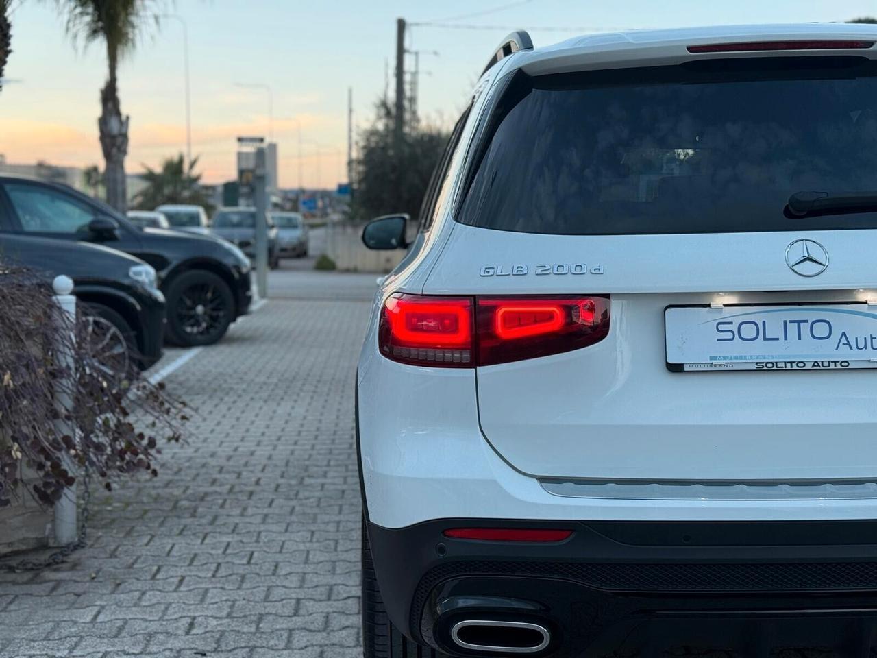 Mercedes-benz GLB 200 d Automatic Premium AMG Night Edition