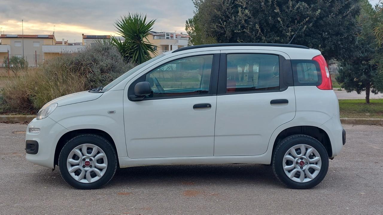 Fiat Panda 0.9 TwinAir Turbo Natural Power Lounge