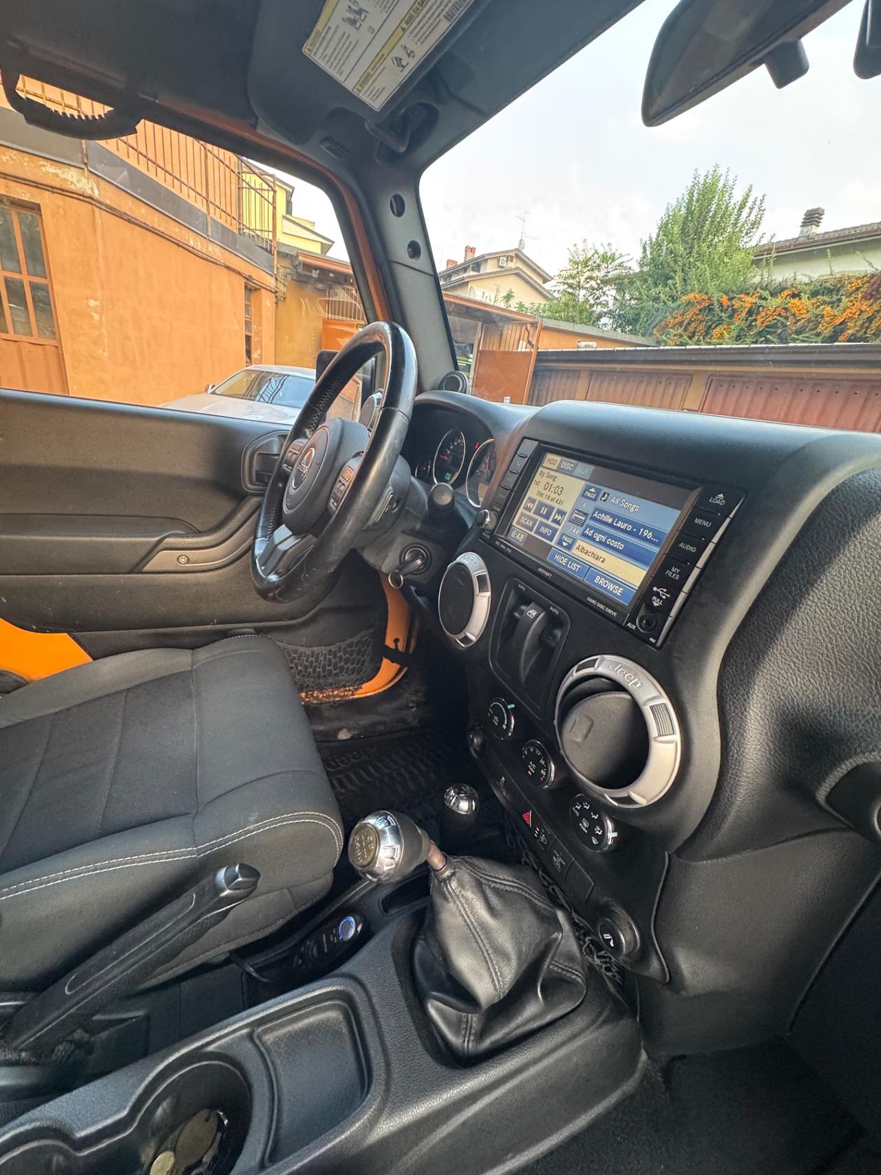 Jeep Wrangler 2.8 CRD DPF Sahara Auto
