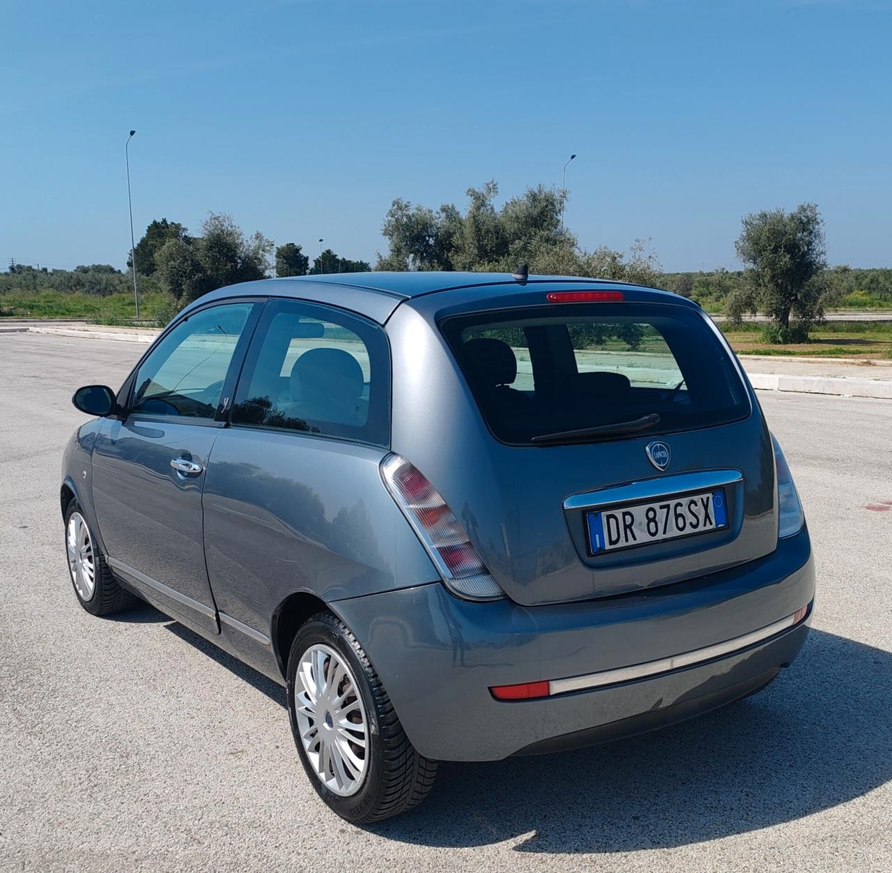 Lancia Ypsilon 1.2 Oro Plus NEOPATENTATI
