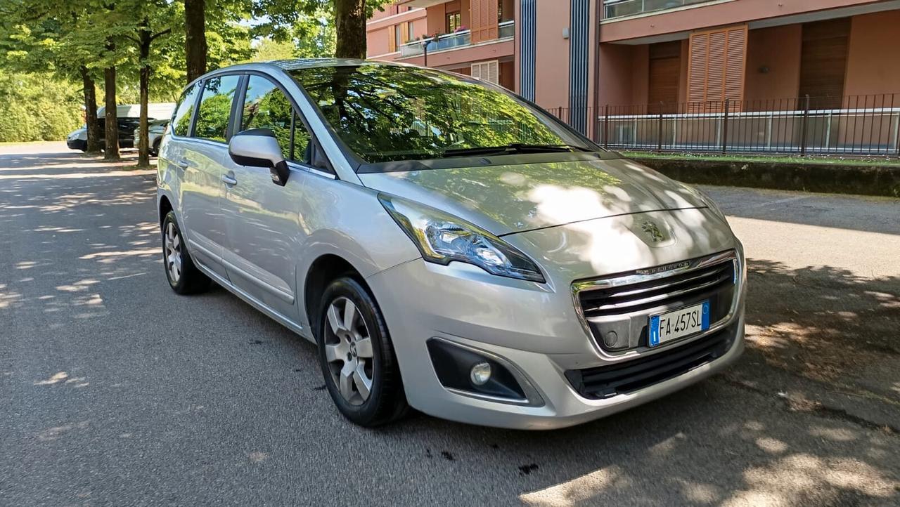 Peugeot 5008 BlueHDi 120 S&S Allure