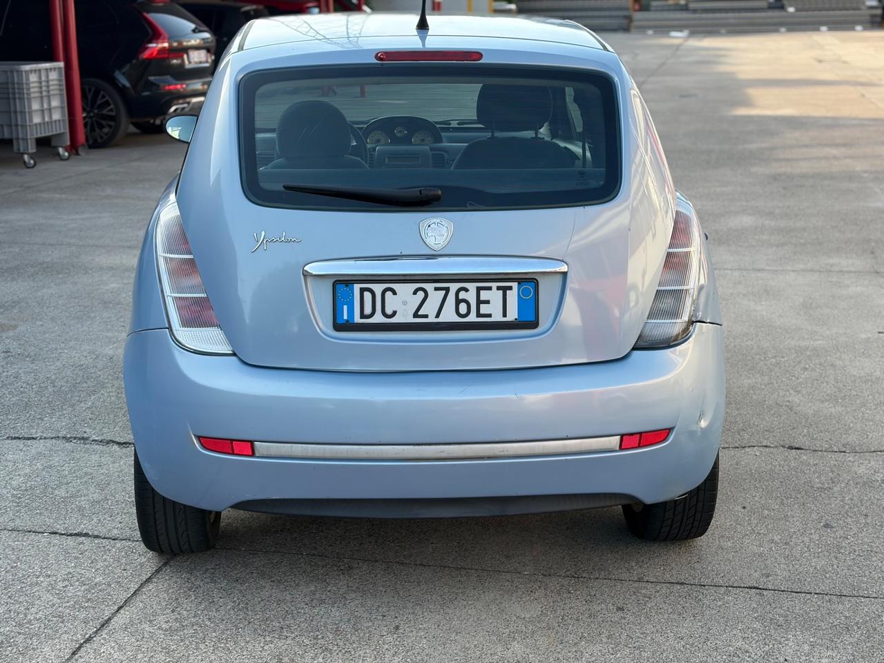 Lancia Ypsilon 1.2 16V Oro