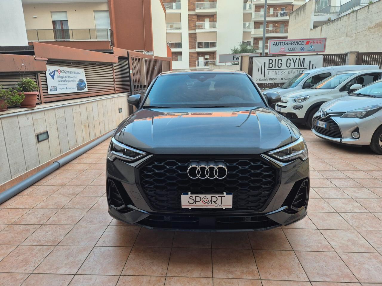 Audi Q3 SPORTBACK SPB 35 TDI S tronic line IDENTITY BLACK