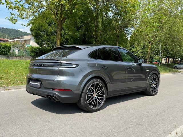 PORSCHE Cayenne Coupé 3.0 V6 E-Hybrid MOD. 2024 IVA ESPOSTA