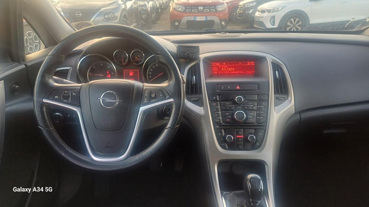 Opel Astra 1.7 CDTI 110CV Sports Tourer Cosmo
