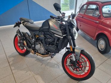 Ducati Monster 937 plus IVA ESPOSTA