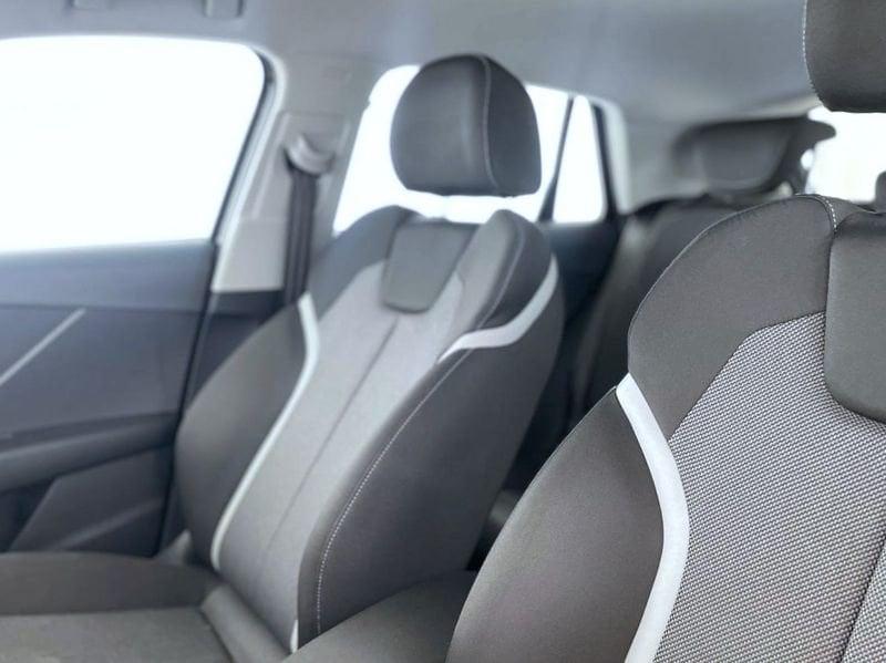 Audi Q2 1.6 30 TDI Identity Black S TRONIC