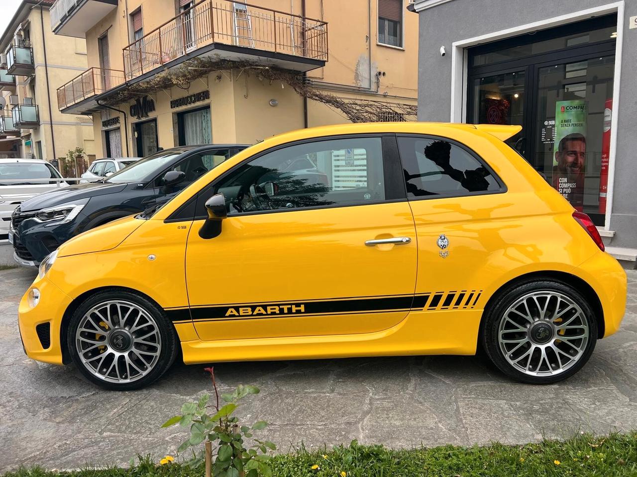 ABARTH 595 C 1.4 Turbo T-Jet 165cv PISTA 70°ANNIVERS.