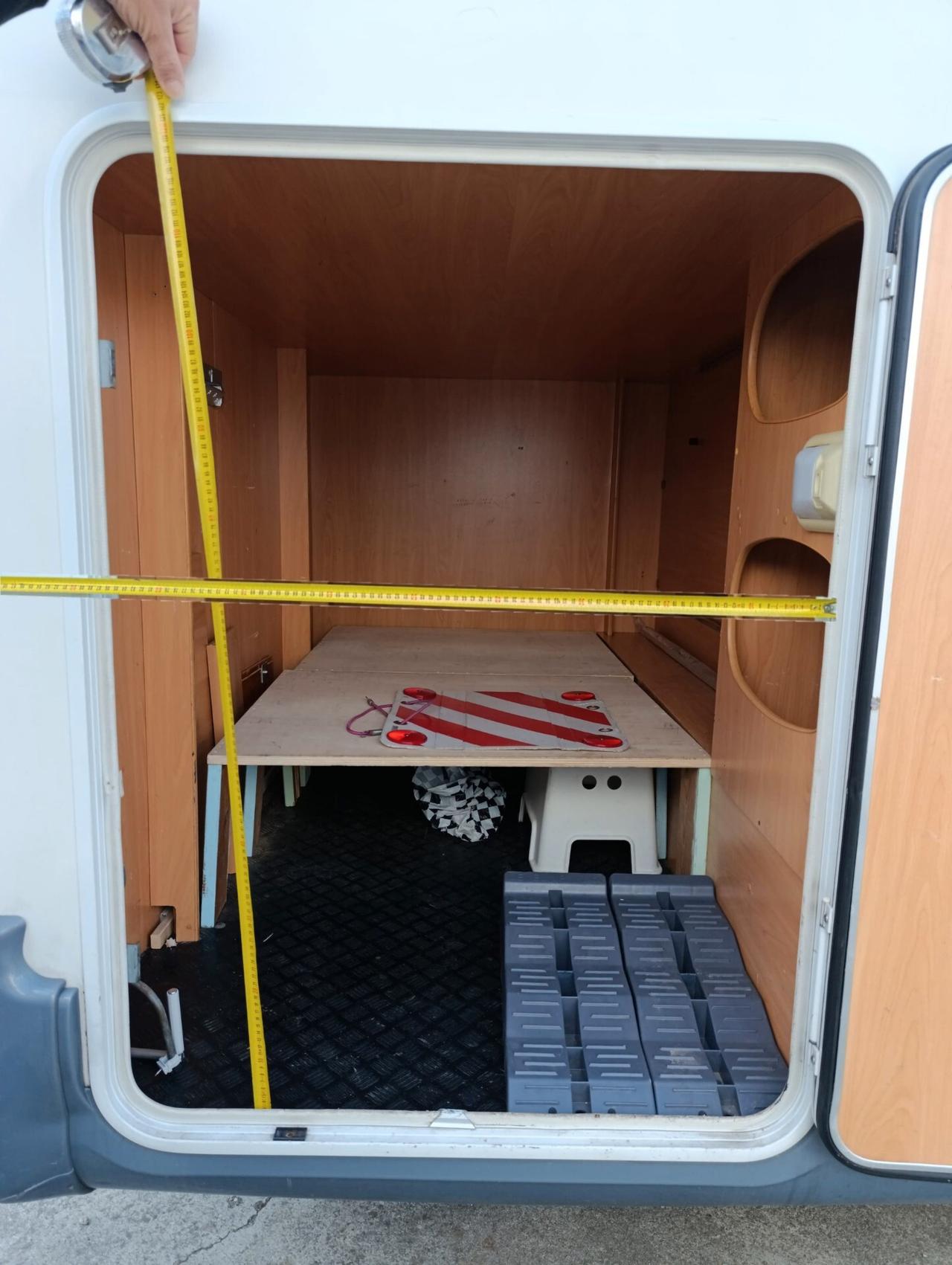 Ford TRANSIT CHALLENGER GENESIS 47