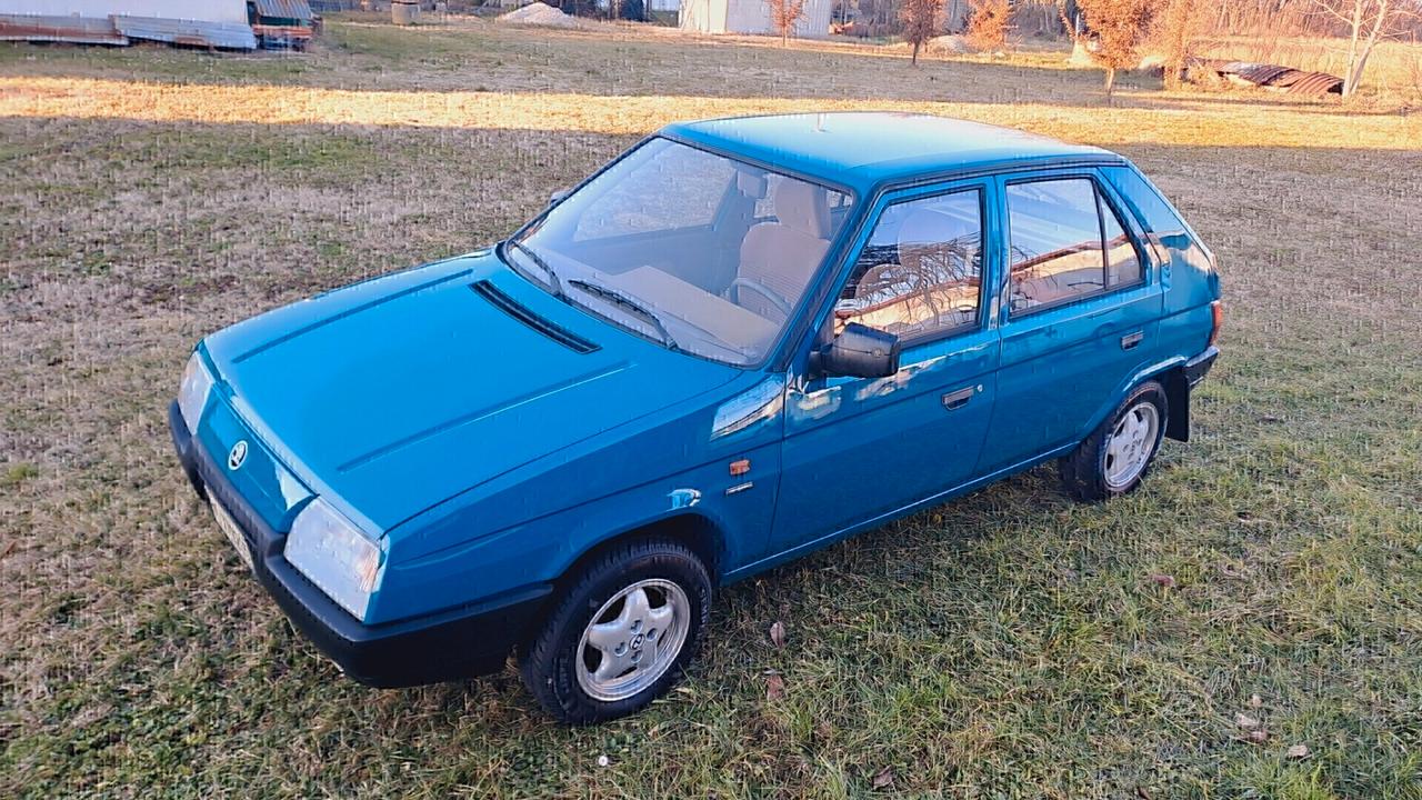 Skoda Favorit 136 LS SOLD NEW IN ITALY ! ONLY 1 OWNER