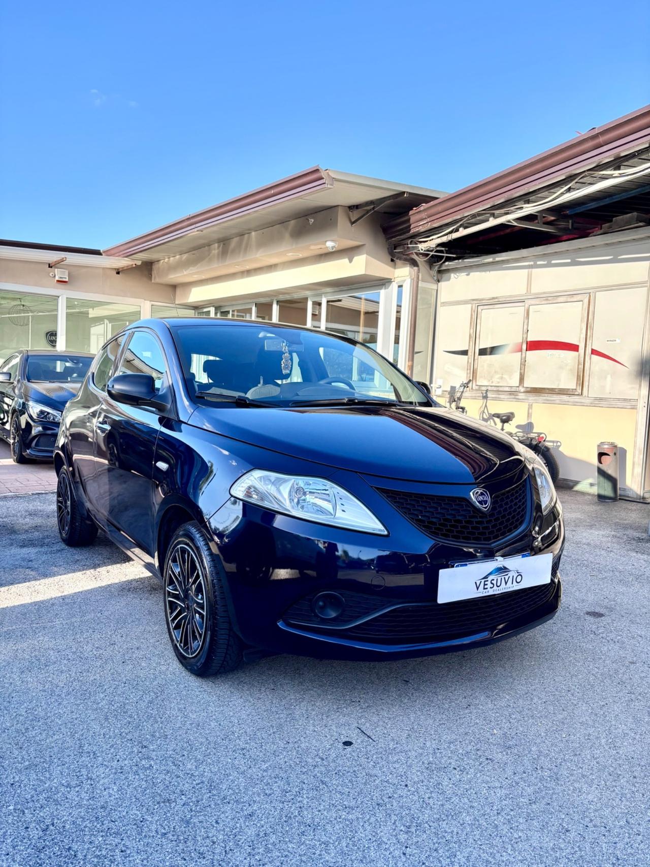 Lancia Ypsilon 1.2 69 CV 5 porte GPL Ecochic Gold