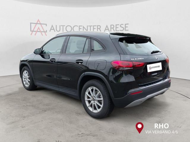MERCEDES-BENZ GLA 200 d Automatic Business Extra