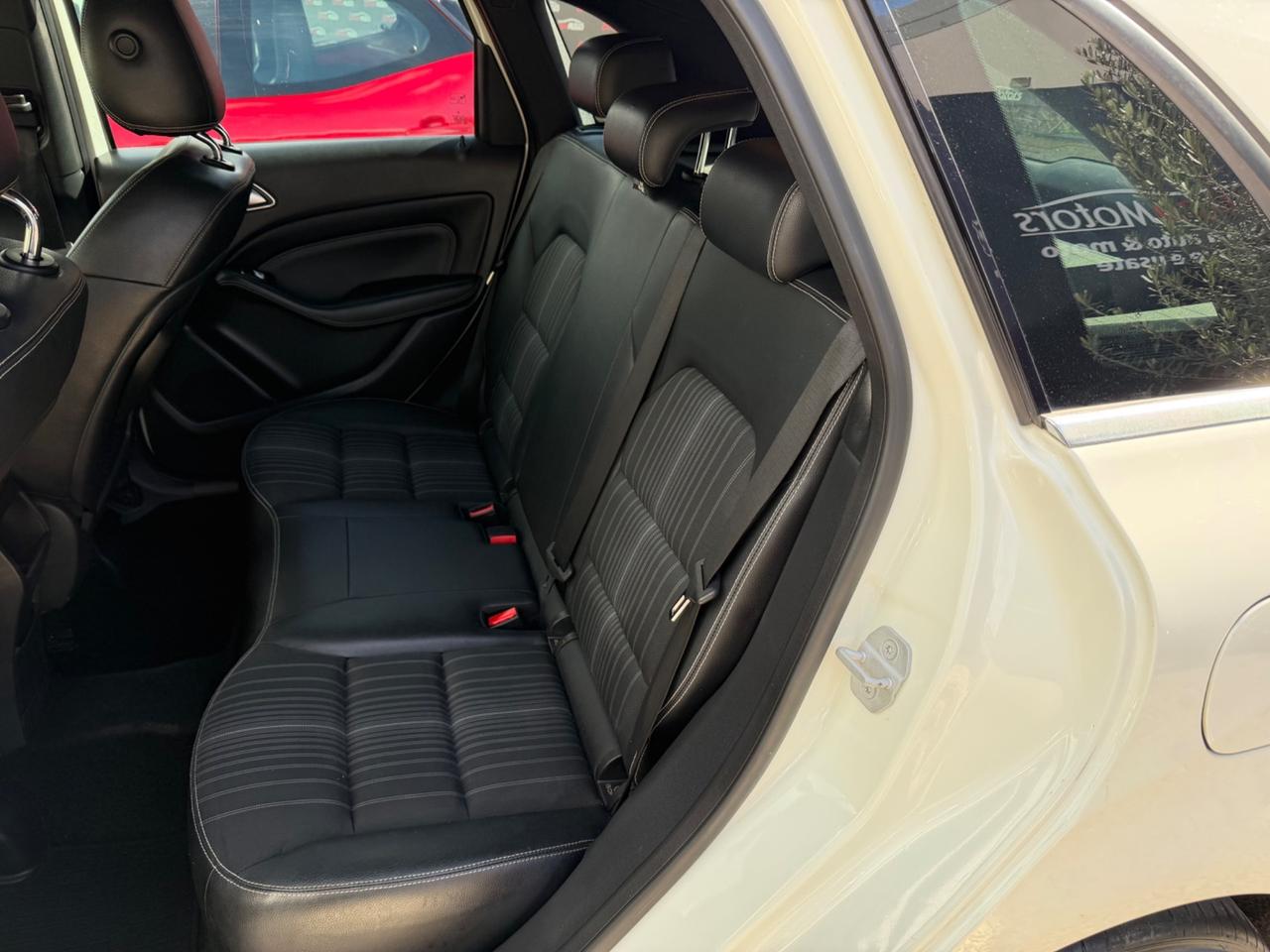 Mercedes-benz B 180 CDI BlueEFFICIENCY Premium