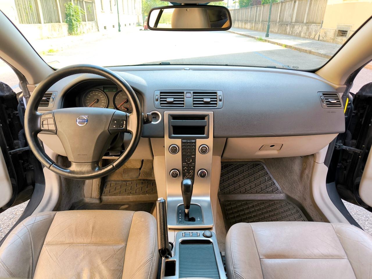 Volvo C70 2.4 20V 140 CV Summum