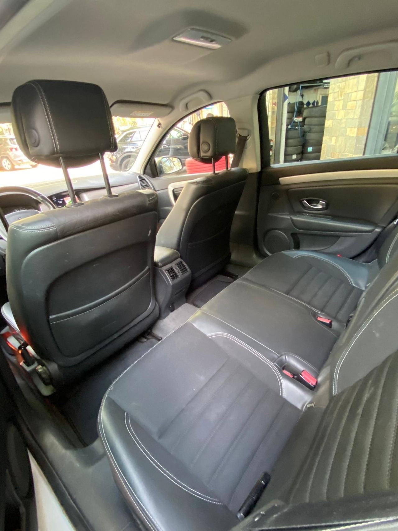 Renault Laguna 2.0 dCi 150CV SporTour LIMITED NAVI