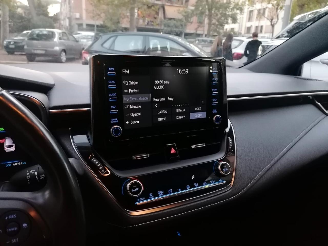 Toyota Corolla SW Hybrid Business NO OBBL. FINANZ.