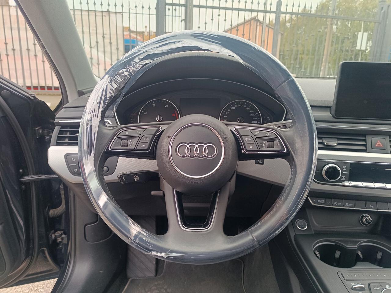 Audi A4 Avant 2.0 TDI 122 CV Business Sport