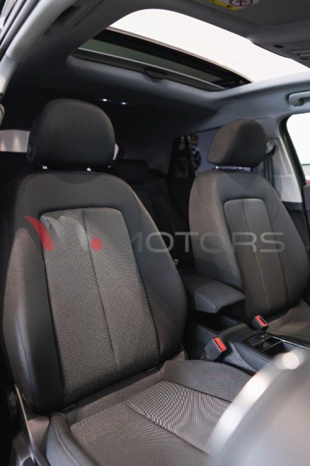 AUDI Q2 30 TDI Identity Black