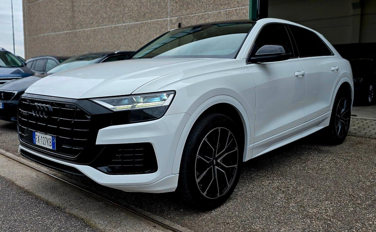 Audi Q8 50 TDI 286 CV quattro tiptronic Sport IVA ESPOSTA