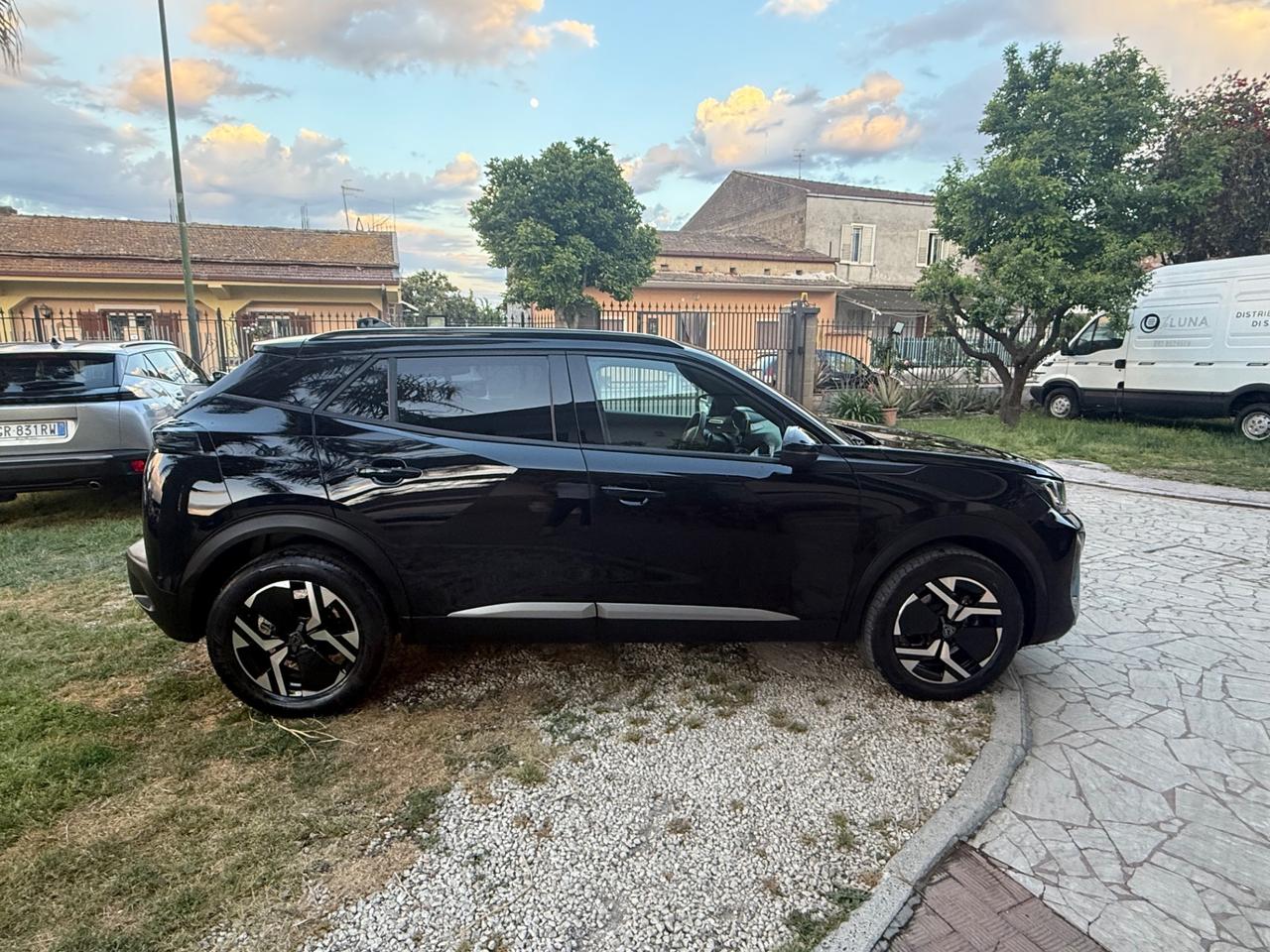 Peugeot 2008 BlueHDi 130 S&S EAT8 Allure