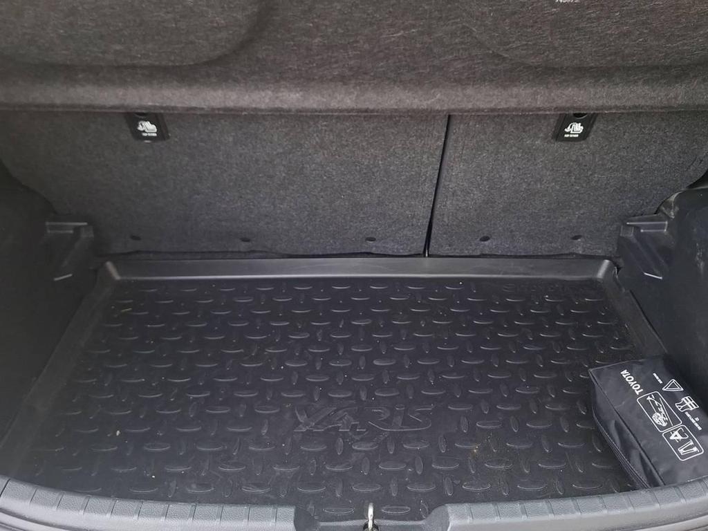 Toyota Yaris 5 Porte 1.5 VVT-i Hybrid Active E-CVT