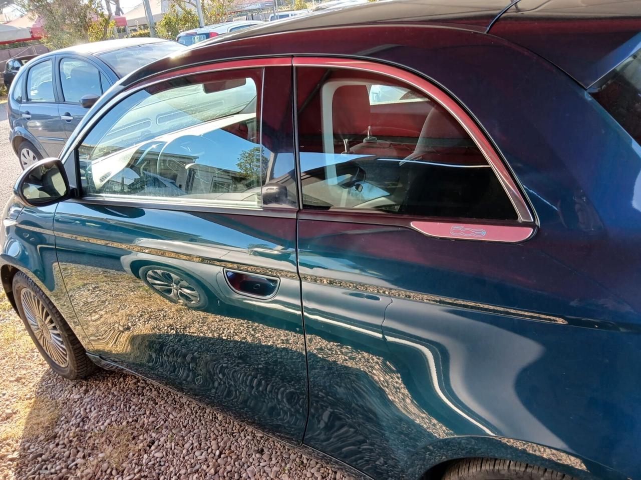 Fiat 500 500e Berlina 42 kWh Passion