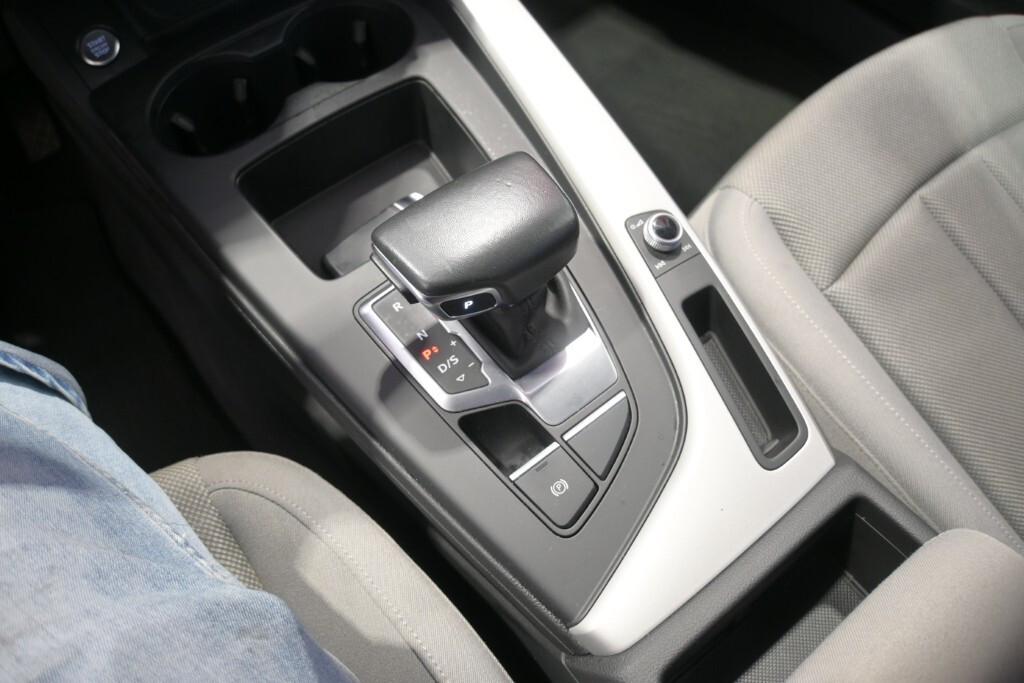 AUDI A4 AVANT 30 TDI 136CV S-TRONIC BUSINESS *2023