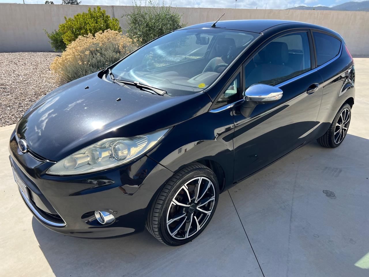 Ford Fiesta 1.4 3 porte Bz.- GPL Titanium