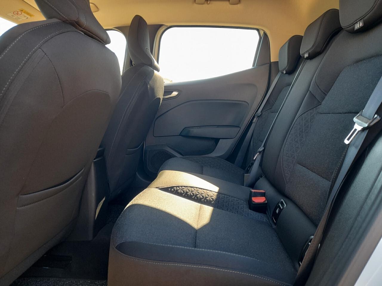 Renault Clio TCe 90 CV SOLO 92000KM NEOPATENTATI