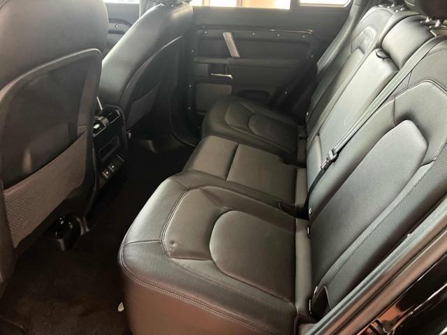 LAND ROVER Defender 110 3.0D I6 250 CV AWD Auto X-Dynamic SE