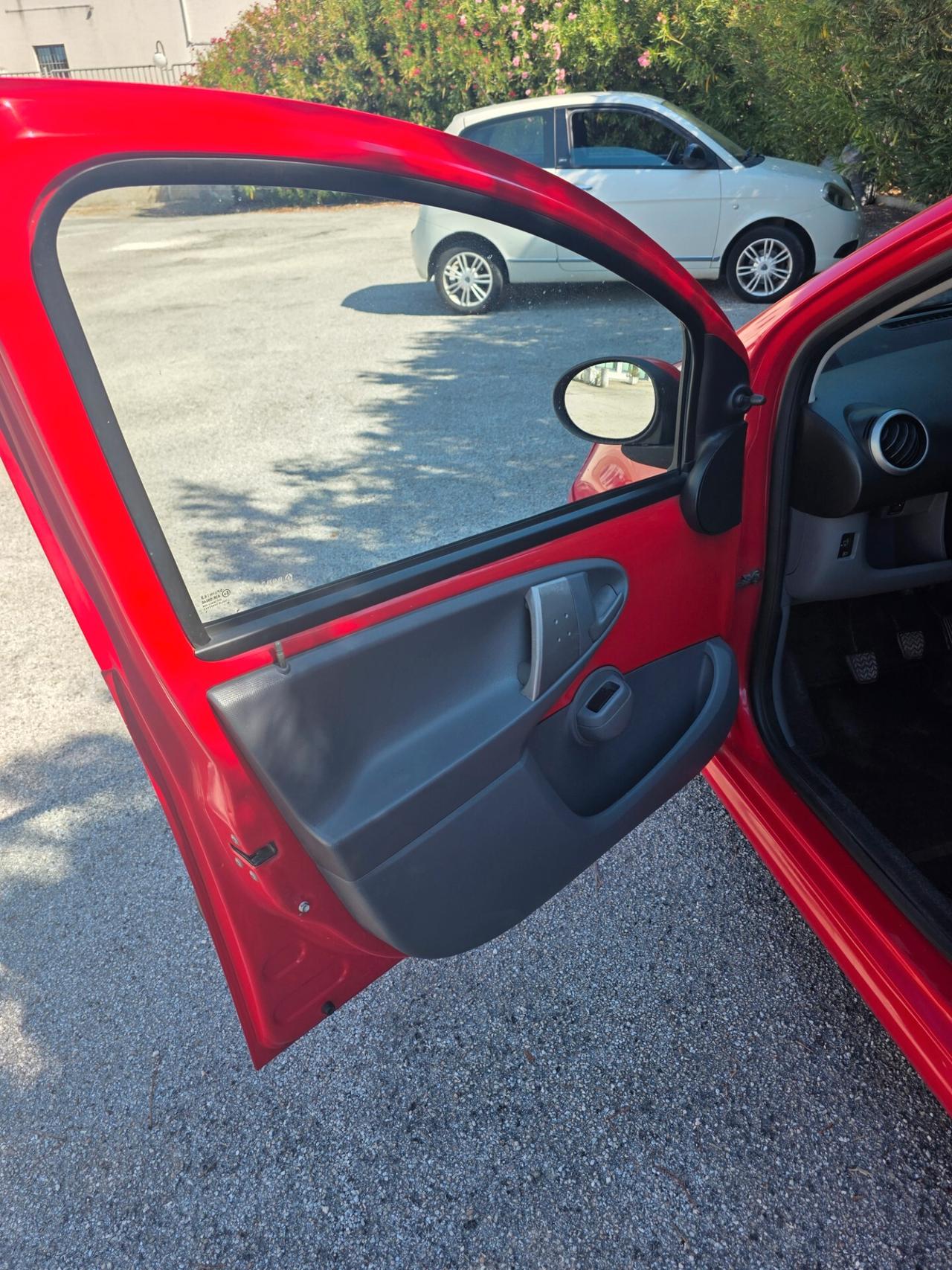 Citroen C1 Neo patentati 132000 km""